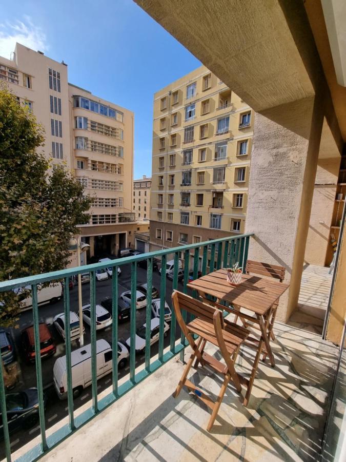 Appartement La Caisserie Vieux-port / une chambre et balcon à Marseille Extérieur photo
